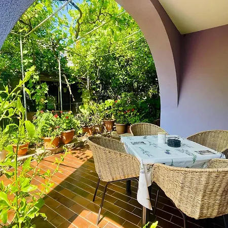 Apartman Millefiori - *