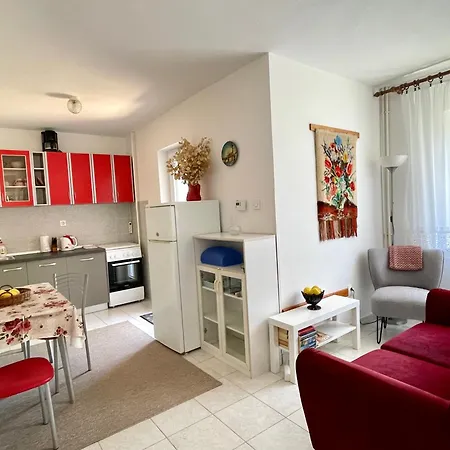 Apartman Millefiori - *